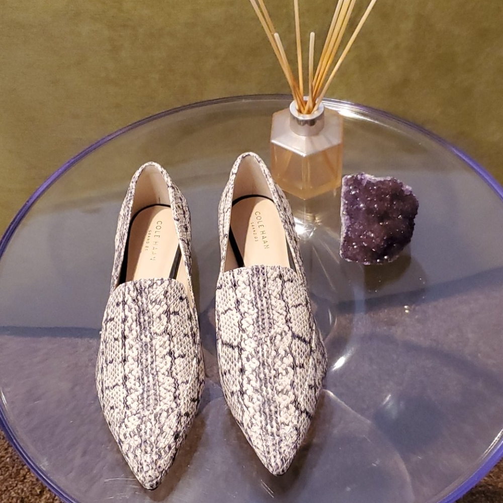 Cole Haan - Flat Shoe